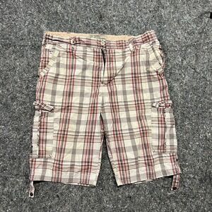 XIOS Mens Plaid Cargo Shorts 38 Cream Red Brown Checkered Y2K Utility Cotton